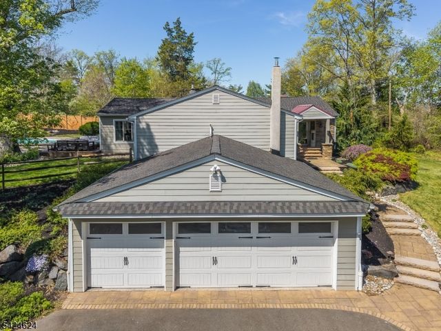 31 River Road, Raritan Twp., NJ 08822