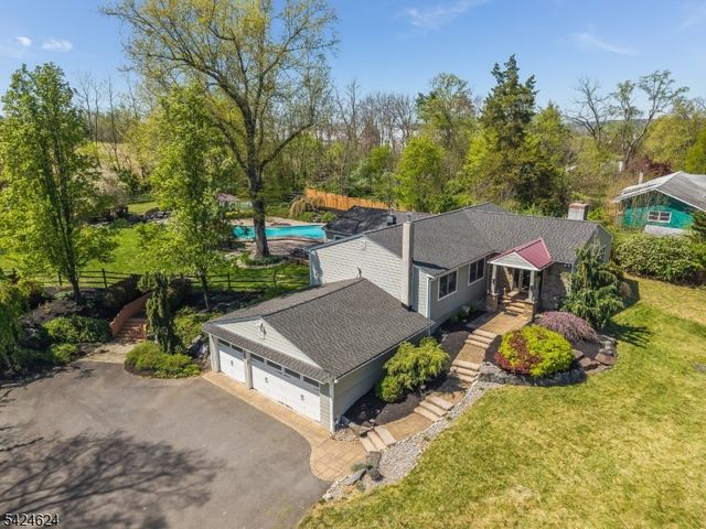 31 River Road, Raritan Twp., NJ 08822