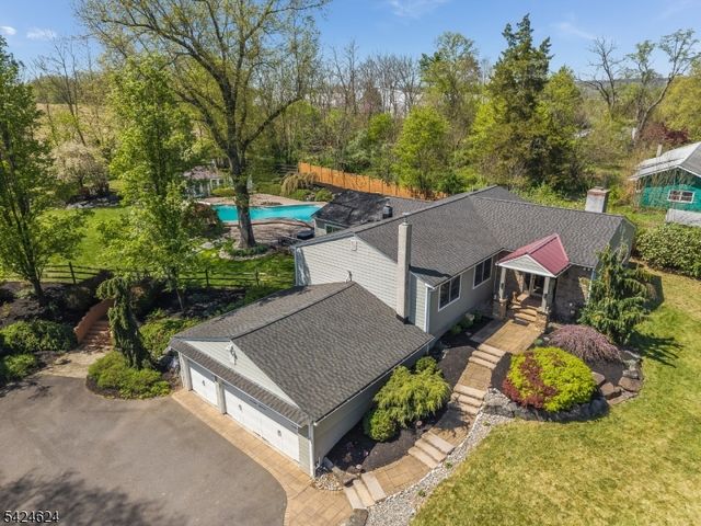 31 River Road, Raritan Twp., NJ 08822