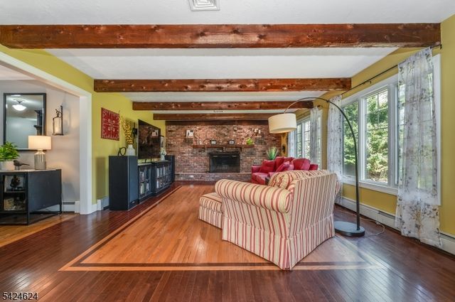 31 River Road, Raritan Twp., NJ 08822