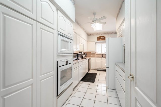 3007 Meadowridge Lane, Odessa, TX 79762