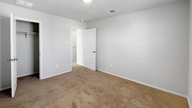 112 Skipping Stone LN, San Marcos, TX 78666