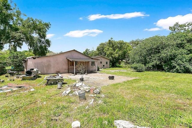 2110 JAMES DRIVE, Oviedo, FL 32765