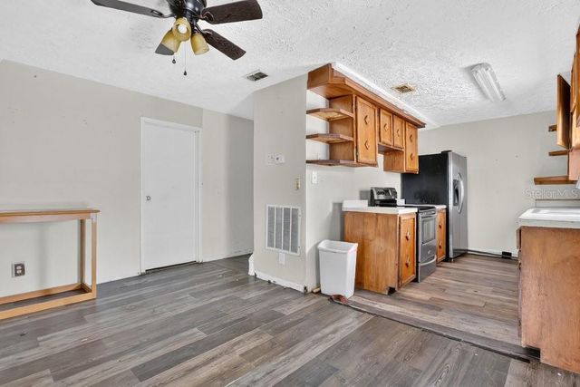 2110 JAMES DRIVE, Oviedo, FL 32765