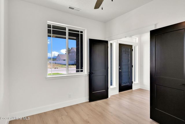 9146 BEDWELL STREET, Rathdrum, ID 83858