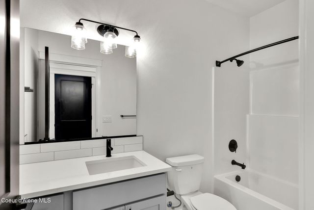 9146 BEDWELL STREET, Rathdrum, ID 83858