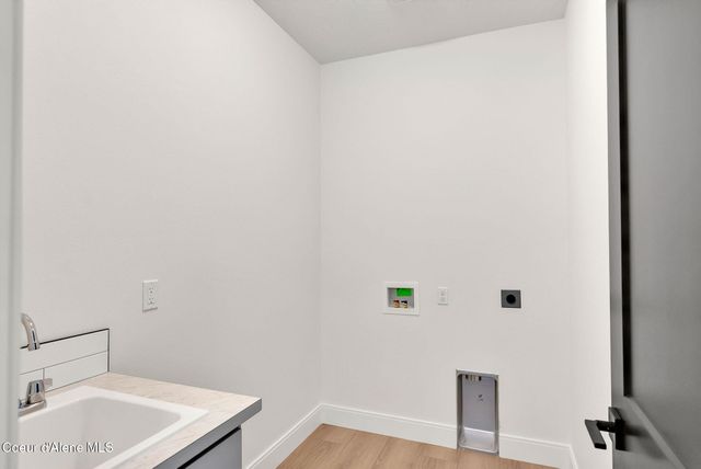 9146 BEDWELL STREET, Rathdrum, ID 83858