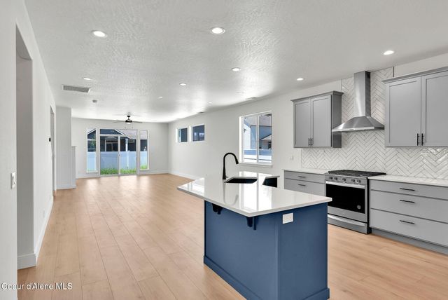 9146 BEDWELL STREET, Rathdrum, ID 83858