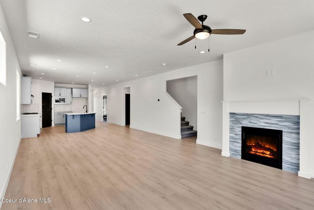 9146 BEDWELL STREET, Rathdrum, ID 83858