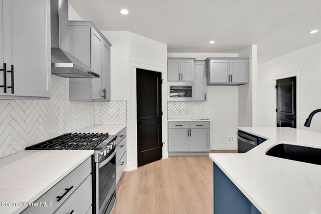 9146 BEDWELL STREET, Rathdrum, ID 83858