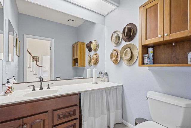 18380 Avenida Caleta, Murrieta, CA 92562