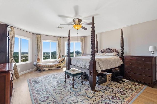 18380 Avenida Caleta, Murrieta, CA 92562