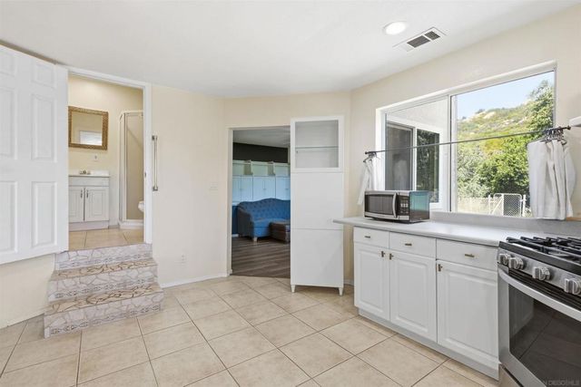 18380 Avenida Caleta, Murrieta, CA 92562