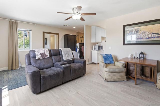 18380 Avenida Caleta, Murrieta, CA 92562