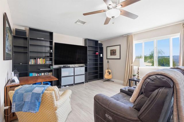 18380 Avenida Caleta, Murrieta, CA 92562