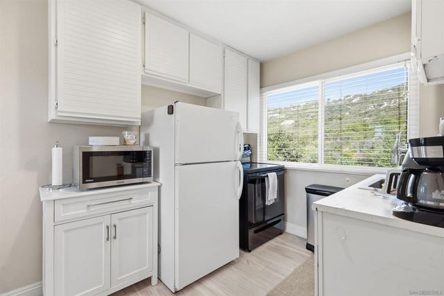 18380 Avenida Caleta, Murrieta, CA 92562