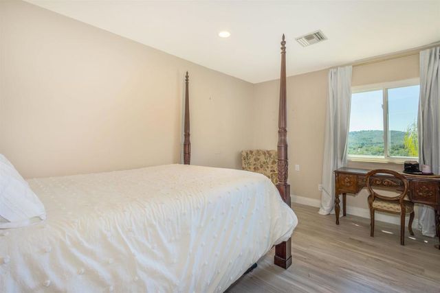 18380 Avenida Caleta, Murrieta, CA 92562