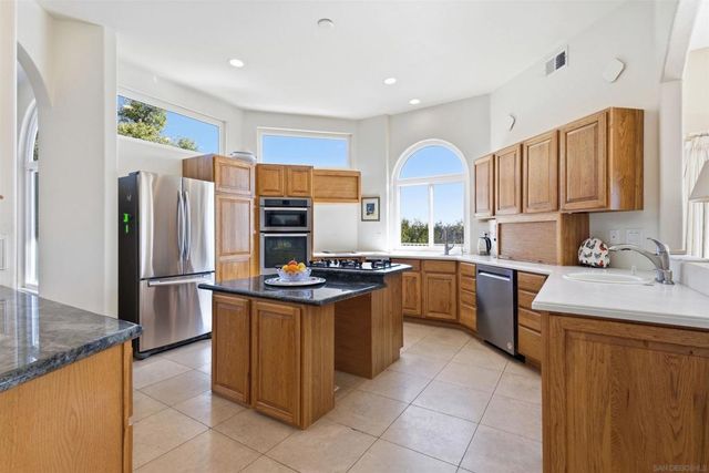 18380 Avenida Caleta, Murrieta, CA 92562
