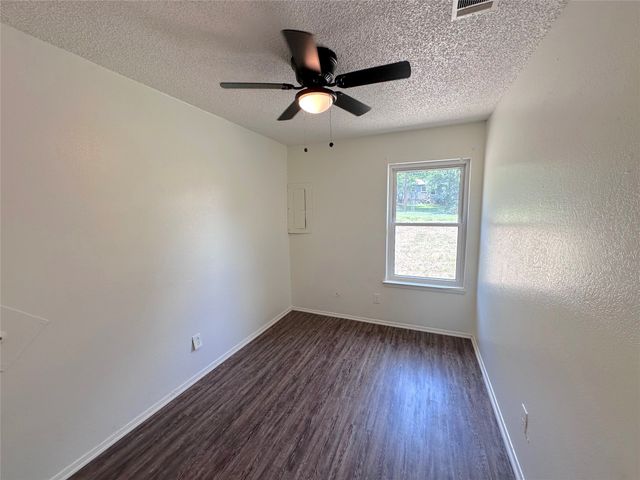 5408 Helmick Avenue, Fort Worth, TX 76107