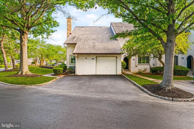 99 THOREAU DR, Plainsboro, NJ 08536