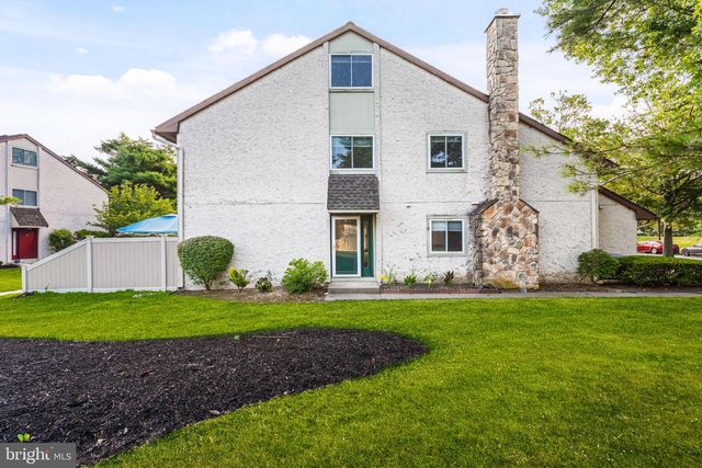 99 THOREAU DR, Plainsboro, NJ 08536