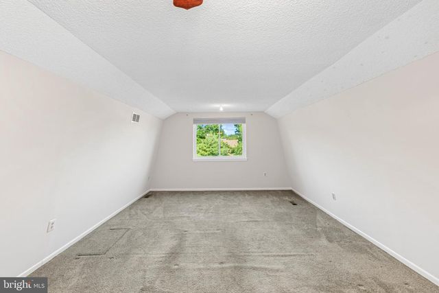 99 THOREAU DR, Plainsboro, NJ 08536