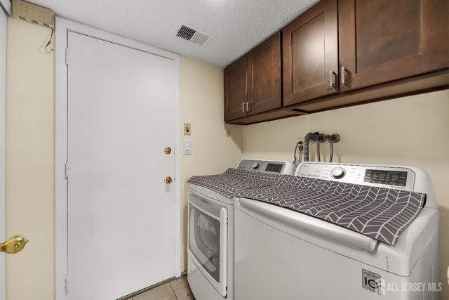 197 Westgate Drive, Edison, NJ 08820