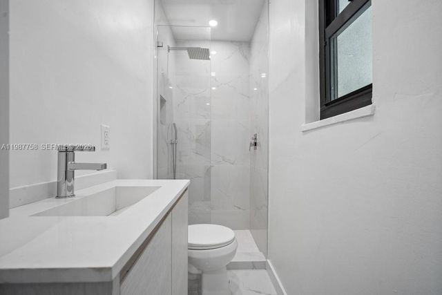 5661 Pine Tree Dr 0, Miami Beach, FL 33140