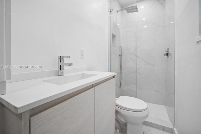 5661 Pine Tree Dr 0, Miami Beach, FL 33140