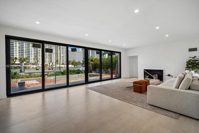 5661 Pine Tree Dr 0, Miami Beach, FL 33140