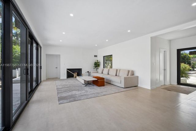 5661 Pine Tree Dr 0, Miami Beach, FL 33140