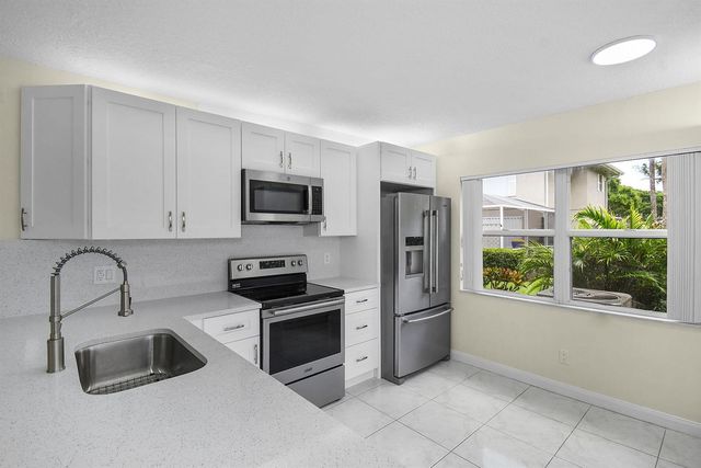 2442 SW Danbury Lane, Palm City, FL 34990