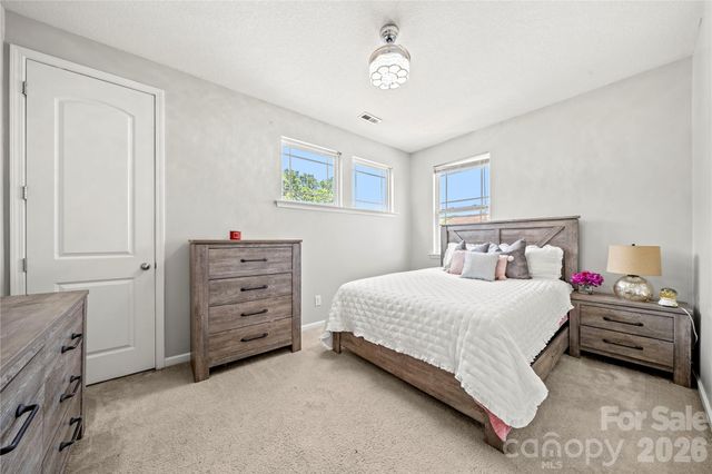 5610 Turtleback Court, Charlotte, NC 28269