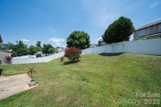 5610 Turtleback Court, Charlotte, NC 28269