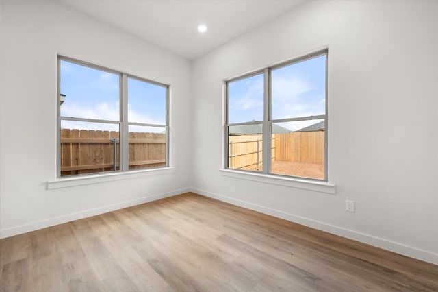 2406 Abbeville Avenue, Wolfforth, TX 79382