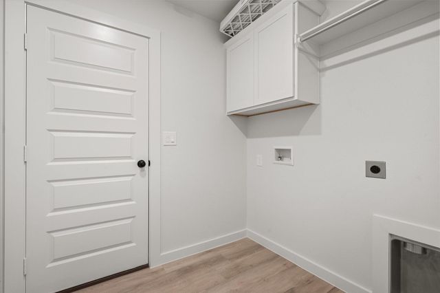 2406 Abbeville Avenue, Wolfforth, TX 79382