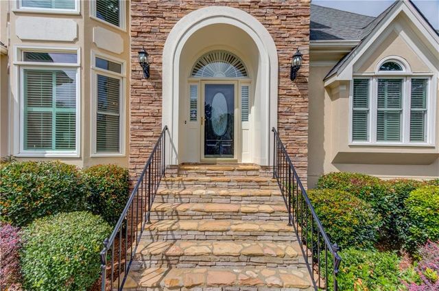 1405 Wilmington Way, Grayson, GA 30017