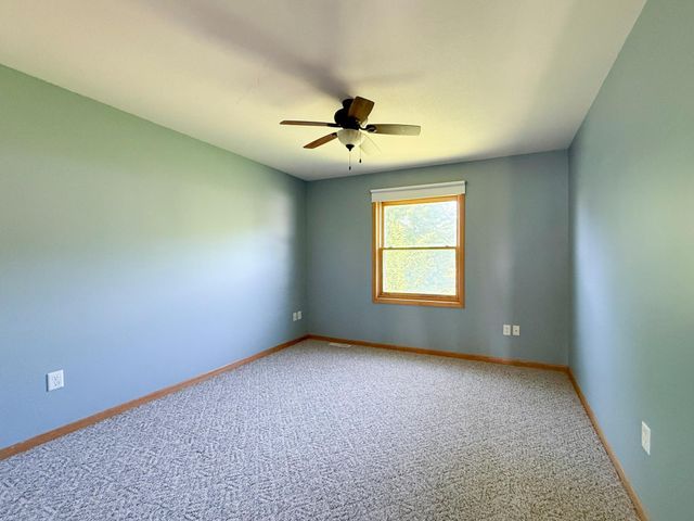 411 Waterview Lane NW, Rochester, MN 55901