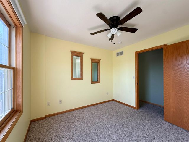 411 Waterview Lane NW, Rochester, MN 55901
