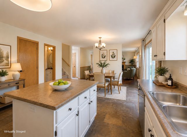 411 Waterview Lane NW, Rochester, MN 55901