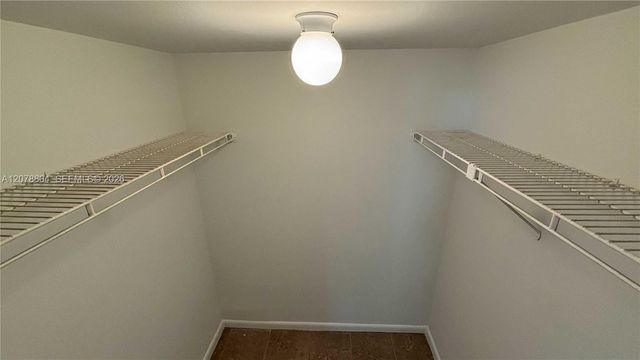 3257 NE 13th Street 101, Pompano Beach, FL 33062
