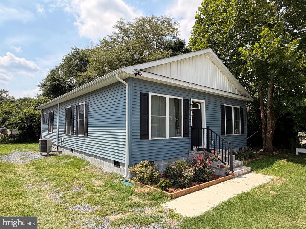 114 TILGHMAN ST, Salisbury, MD 21804