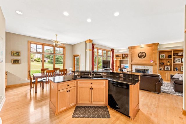 19710 Avondale DRIVE, Brookfield, WI 53045