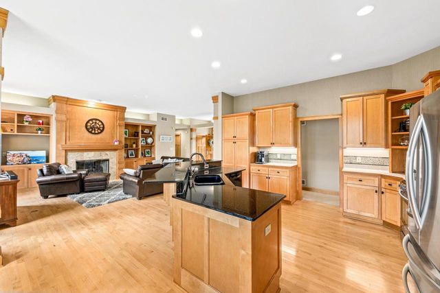 19710 Avondale DRIVE, Brookfield, WI 53045