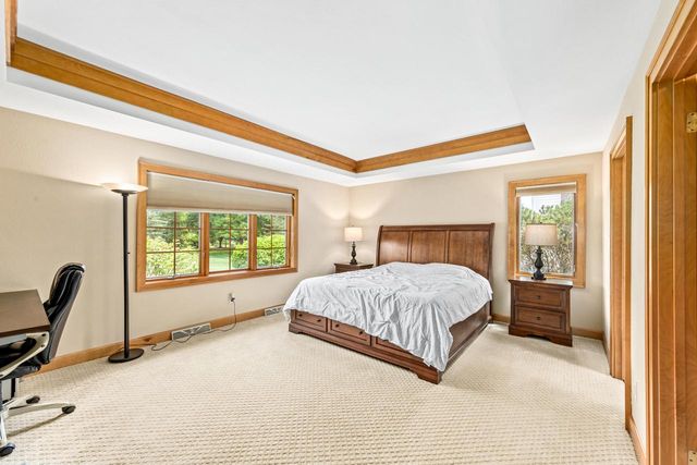 19710 Avondale DRIVE, Brookfield, WI 53045