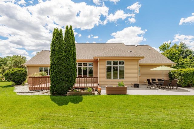 19710 Avondale DRIVE, Brookfield, WI 53045