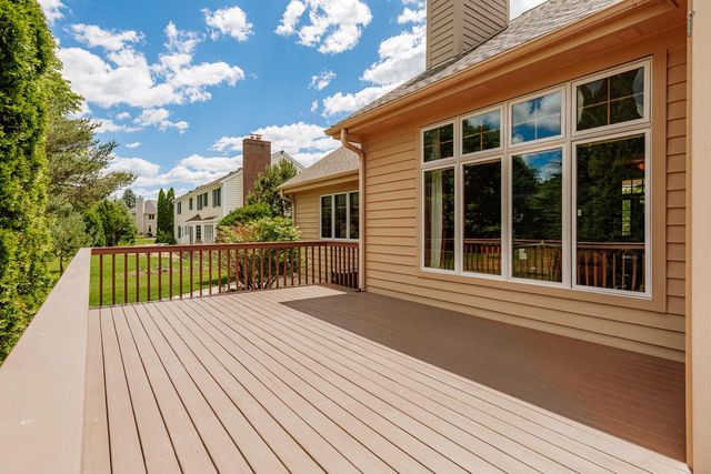 19710 Avondale DRIVE, Brookfield, WI 53045