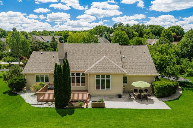 19710 Avondale DRIVE, Brookfield, WI 53045
