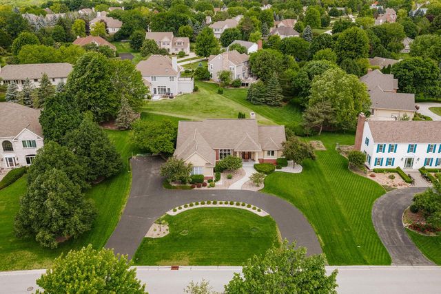 19710 Avondale DRIVE, Brookfield, WI 53045