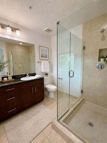 1590 Cameron Samuel Lane, West Palm Beach, FL 33401